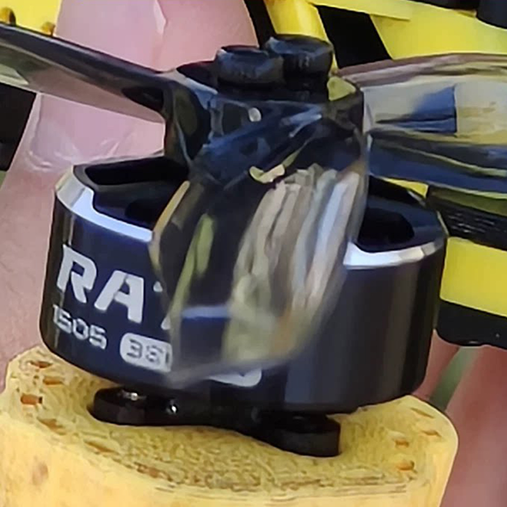 RATE 1505 Brushless Motor 2.5‑ - đánh giá và giá Quadcopter Frame