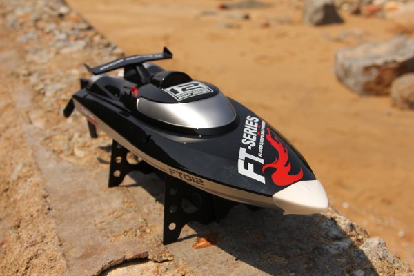 FEILUN FT012 RC Thuyền Cho Ngư - đánh giá và giá Drone Rc Boat